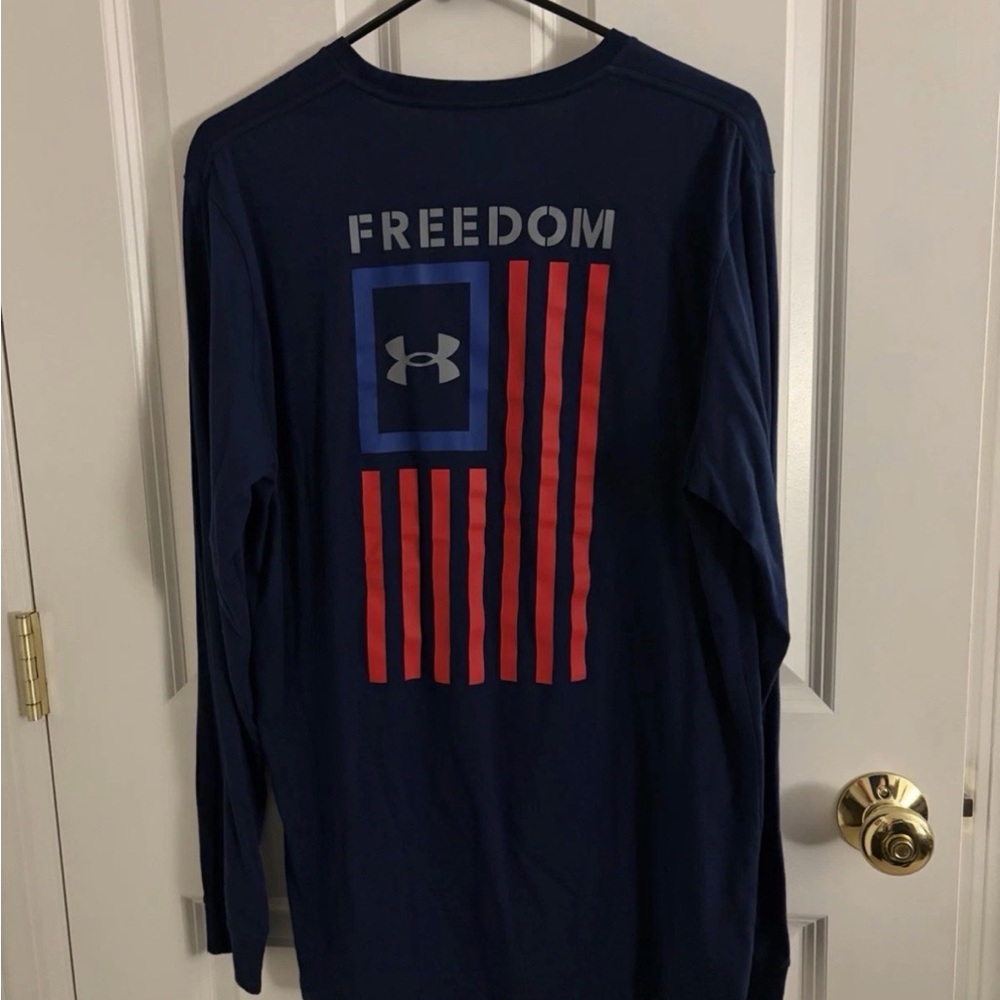 Under Armour Navy Long Sleeve 'Freedom' Graphic Tee with Red Stripes